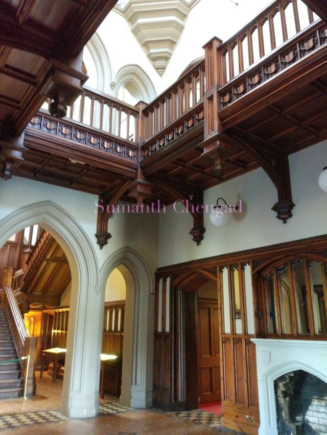 wray_castle_2_wm